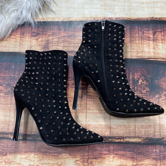 Fashion Nova Passion Studded Boots Booties - Picture 2 of 12